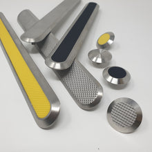 Laden Sie das Bild in den Galerie-Viewer, TAKTIL Bodenindikatoren