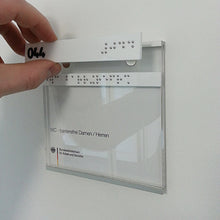 Laden Sie das Bild in den Galerie-Viewer, TAKTIL Türschilder