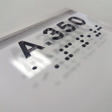 Laden Sie das Bild in den Galerie-Viewer, TAKTIL Türschilder