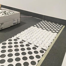 Laden Sie das Bild in den Galerie-Viewer, TAKTIL Bodenindikatoren