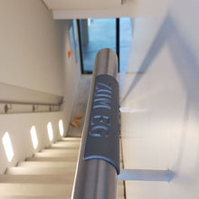 Laden Sie das Bild in den Galerie-Viewer, TAKTIL Handlaufschilder