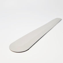 Laden Sie das Bild in den Galerie-Viewer, Bodenleitsystem Barrierefrei Bodenindikatoren Rippen Desmopan